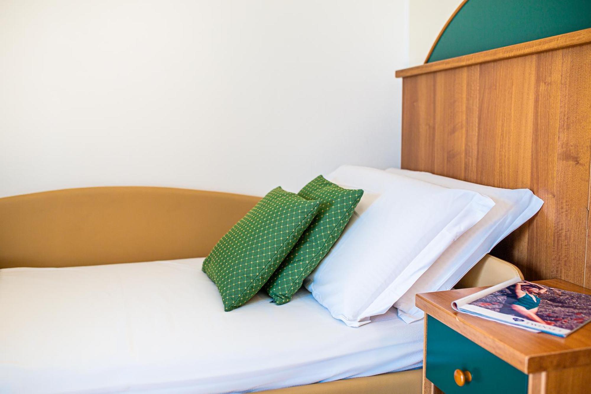 Hotel Bembo Бибионе Екстериор снимка